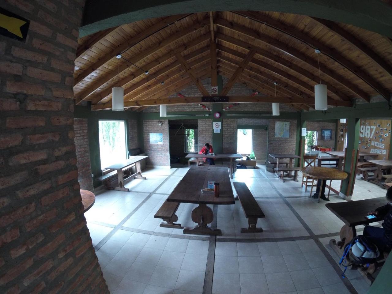 Hostel Los Pioneros El Calafate Exterior foto